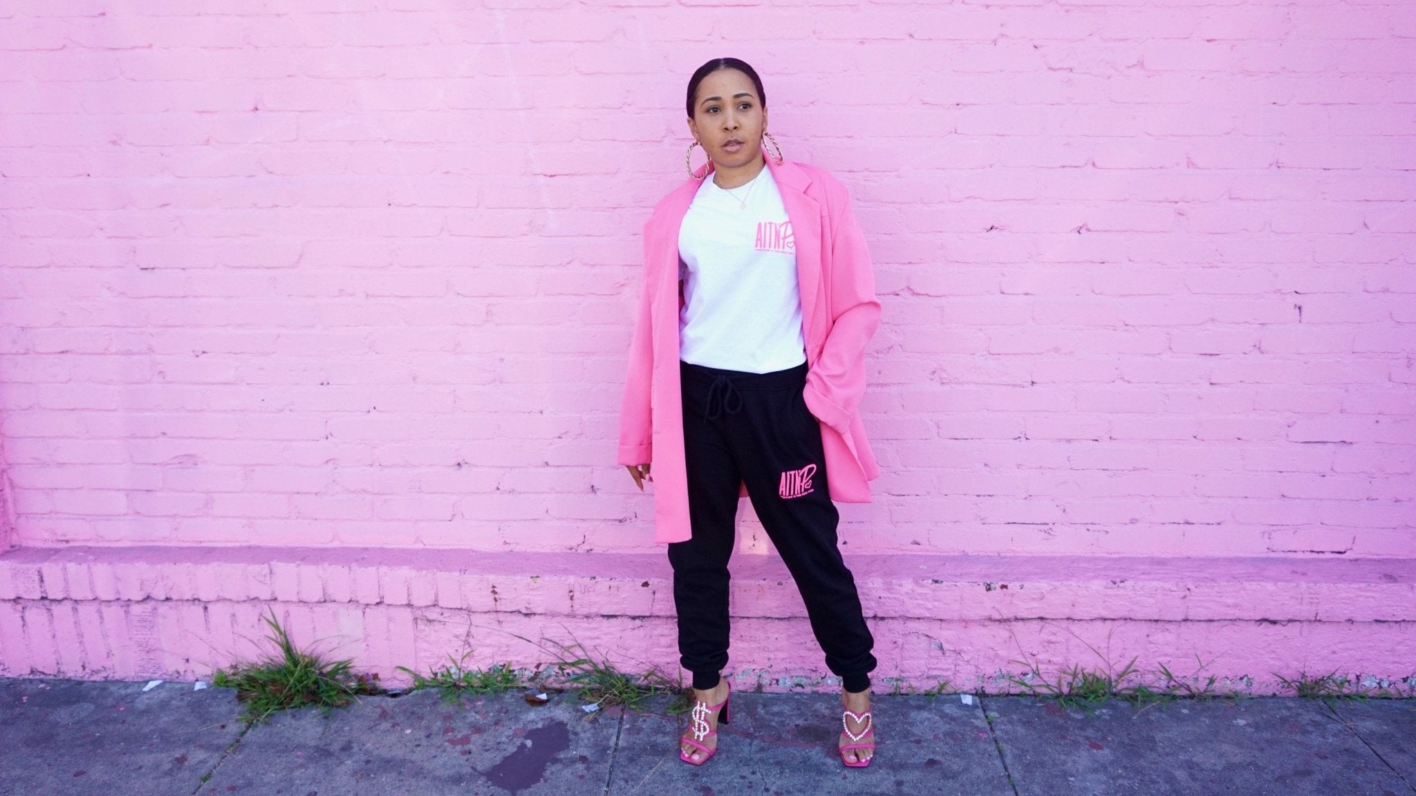AITNP Joggers Essentials - Ambition Is The New Pink